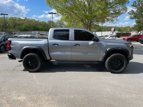 Used 2025 Chevrolet Colorado Trail Boss image 8