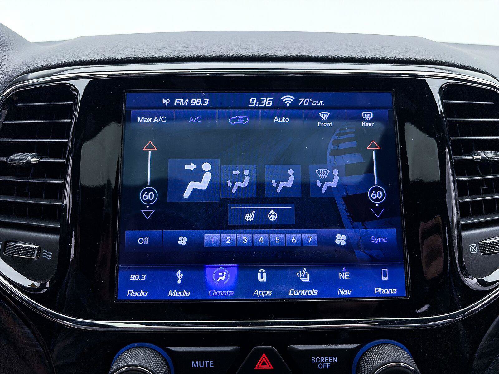 Used 2019 Jeep Grand Cherokee Altitude AWD/4WD image 19