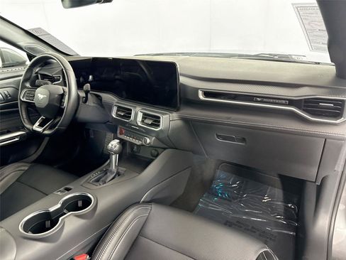 Used 2025 Ford Mustang Premium RWD image 42
