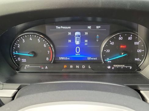 Used 2022 Ford Explorer XLT RWD image 16