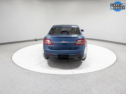 Used 2018 Ford Taurus SE image 29