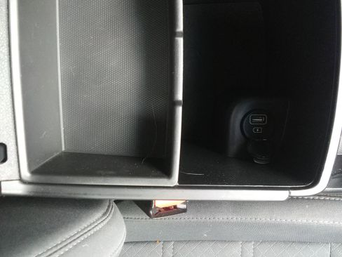 Used 2019 Kia Sorento S image 20