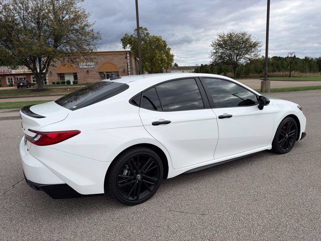 Certified 2026 Toyota Camry Hybrid FWD image 12