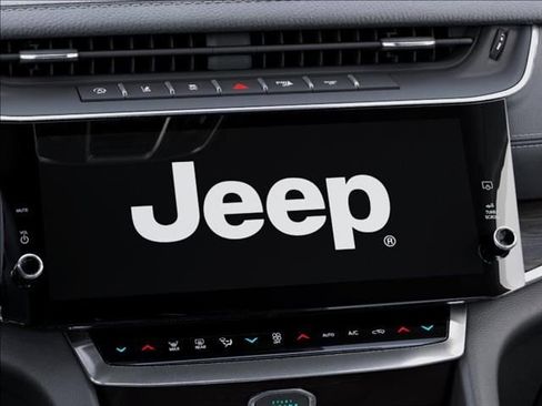 New 2026 Jeep Grand Cherokee Altitude AWD/4WD image 18