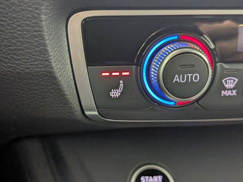 New 2025 Audi Q3 2.0T Premium image 21