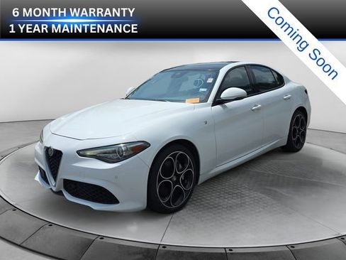 Used 2022 Alfa Romeo Giulia Ti AWD/4WD image 1