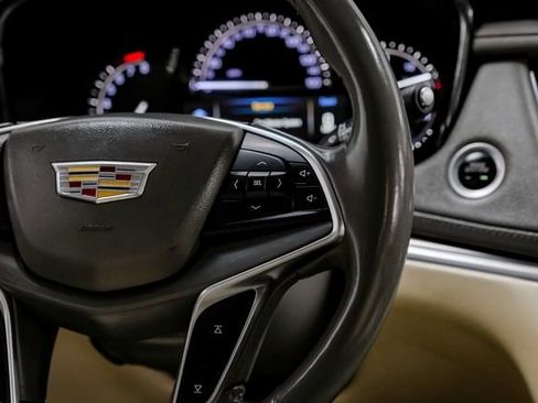 Used 2018 Cadillac XT5 Luxury w/ Driver Awareness Package image 20