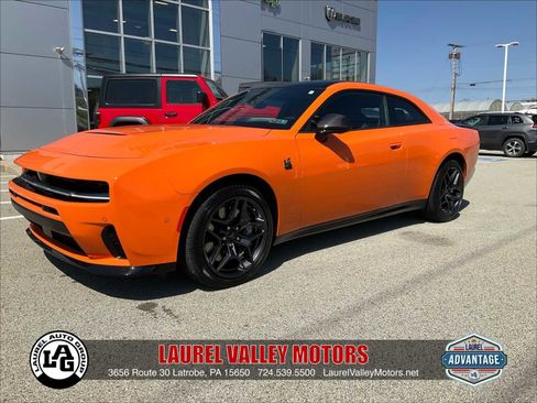 Used 2026 Dodge Charger Scat Pack AWD/4WD image 1