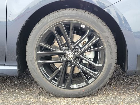 New 2026 Toyota Camry SE FWD image 5