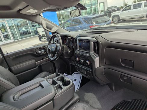 Used 2022 Chevrolet Silverado 3500 LTZ AWD/4WD image 42