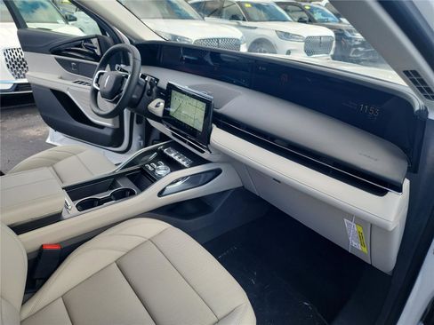 New 2026 Lincoln Nautilus Premier w/ Jet Appearance Package image 24