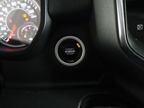 Used 2024 RAM 1500 Laramie RWD image 37