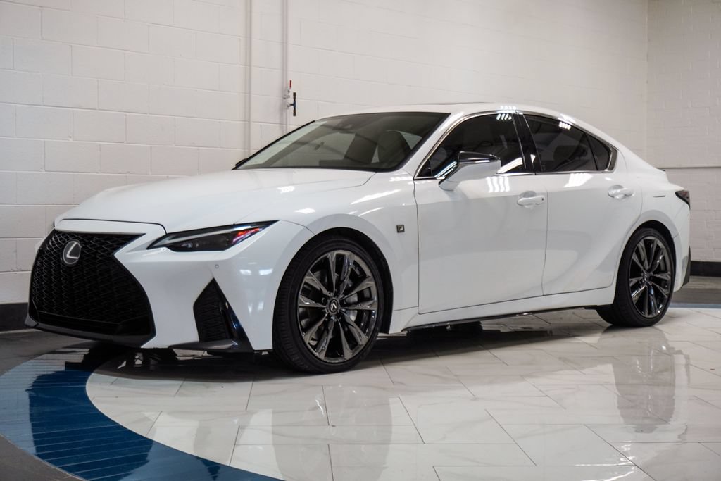 Used 2022 Lexus IS 350 F Sport RWD image 4