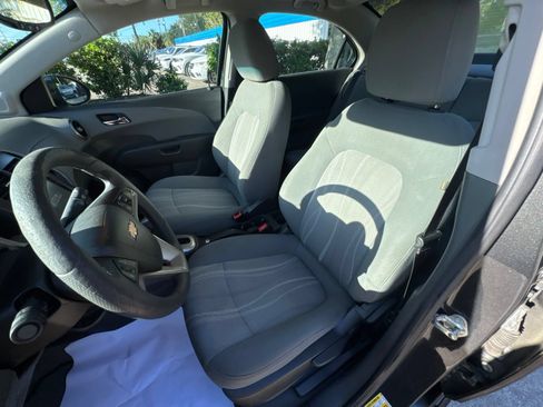 Used 2015 Chevrolet Sonic LT FWD image 14
