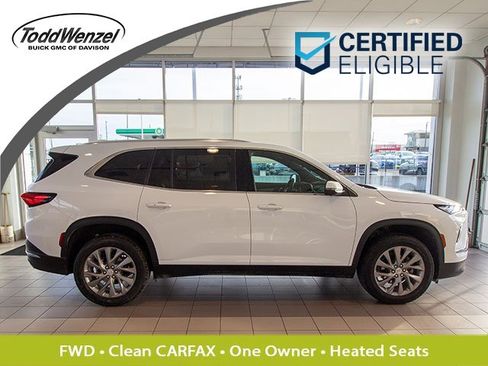 Used 2025 Buick Enclave Preferred w/ LPO, Floor Liner Package image 1