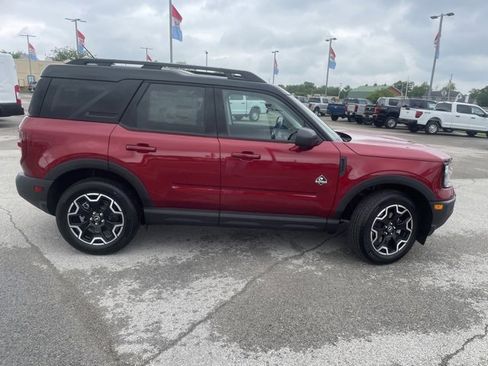 New 2025 Ford Bronco Sport Outer Banks w/ Outer Banks Tech Package+ image 17