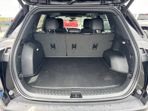 New 2026 Chevrolet Equinox ACTIV w/ Convenience Package III FWD image 19