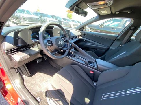 Certified 2026 Hyundai Elantra Sport FWD image 21