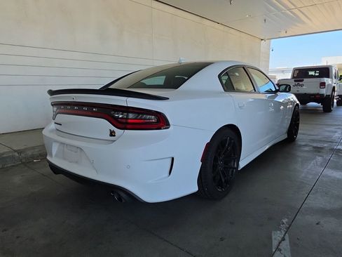 Used 2023 Dodge Charger Scat Pack w/ Dynamics Package RWD image 4