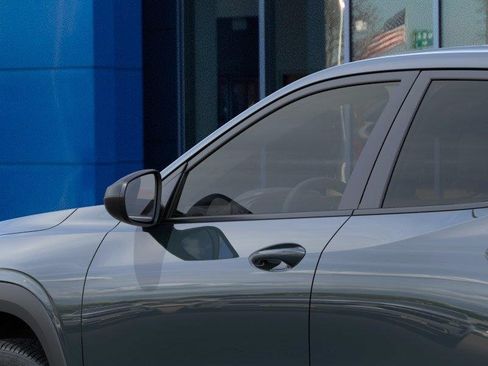 New 2026 Chevrolet Trax LS FWD image 12