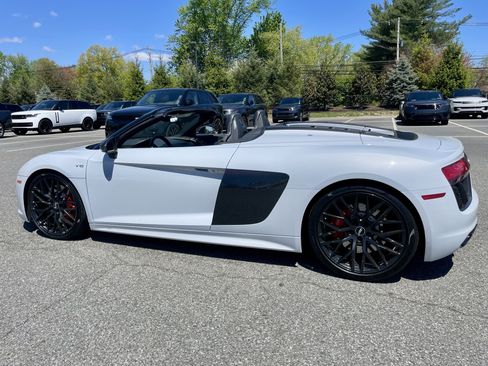 Used 2018 Audi R8 V10 AWD/4WD image 5
