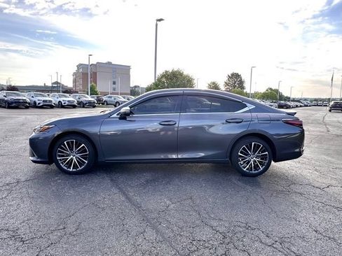 Used 2023 Lexus ES 250 w/ Premium Package AWD/4WD image 7