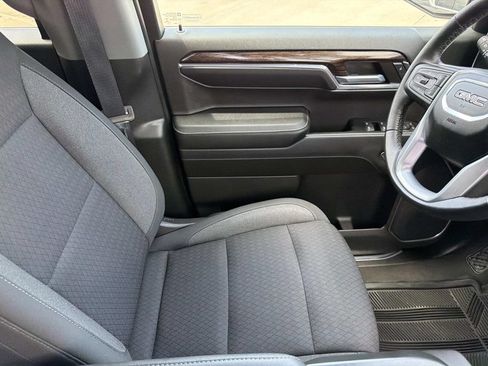 Used 2022 GMC Sierra 1500 Elevation RWD image 14