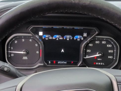Used 2022 GMC Sierra 1500 Denali w/ Denali Premium Package AWD/4WD image 13