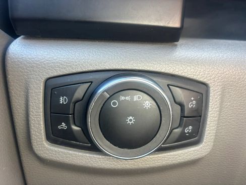 Used 2019 Ford F150 XL w/ Equipment Group 101A Mid AWD/4WD image 12