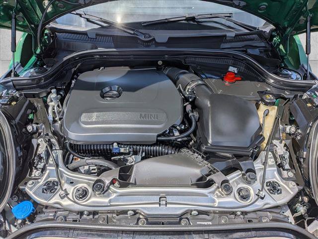 Used 2025 MINI Cooper 2-Door Hardtop FWD image 20