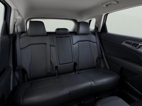 New 2026 Kia Sportage EX image 16