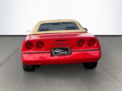 Used 1989 Chevrolet Corvette Convertible RWD image 6