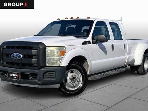 Used 2011 Ford F350 XL image 1