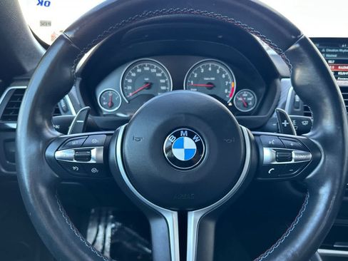 Used 2017 BMW M4 image 29