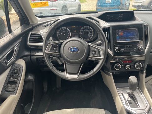 Used 2021 Subaru Forester Premium AWD/4WD image 25