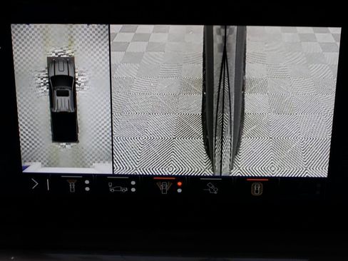 Used 2024 GMC Sierra 2500 Denali w/ Technology Package image 19