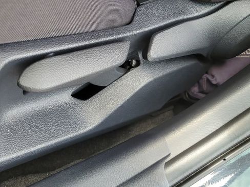 Used 2025 Toyota Camry LE image 27