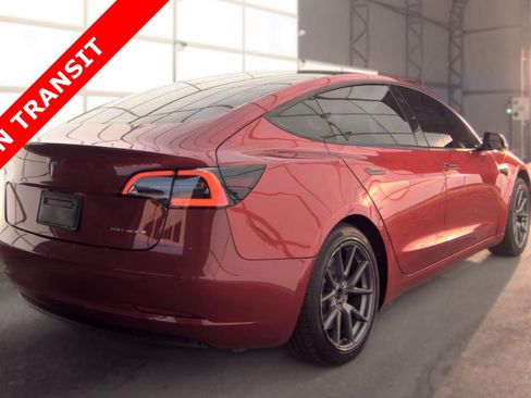Used 2022 Tesla Model 3 Long Range AWD/4WD image 5