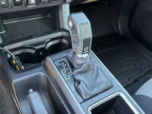 Used 2021 Toyota Tacoma TRD Sport w/ Technology Package AWD/4WD image 21