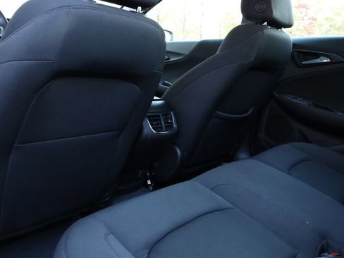 Used 2024 Chevrolet Malibu LT image 20