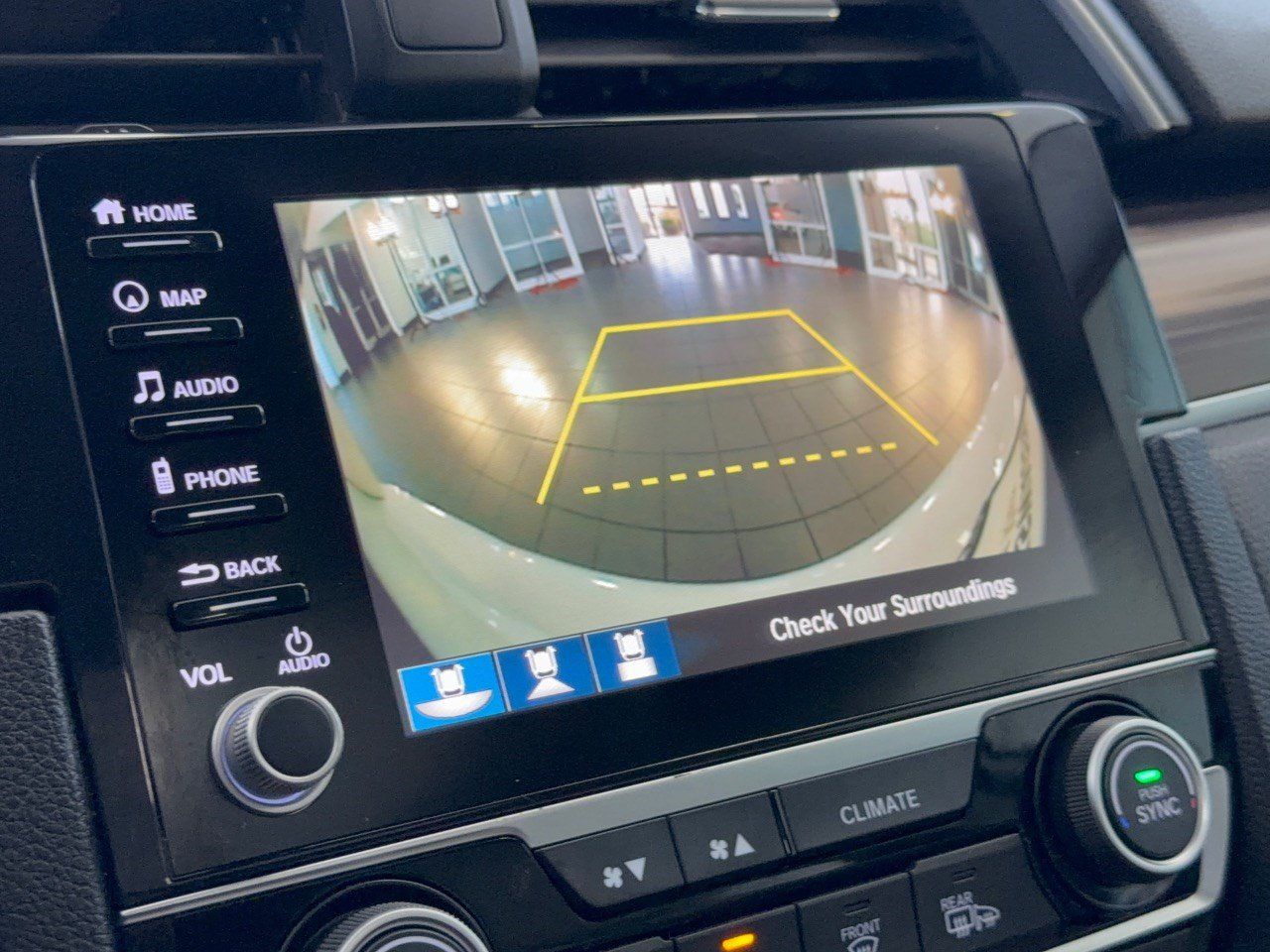 Used 2019 Honda Civic Touring image 24