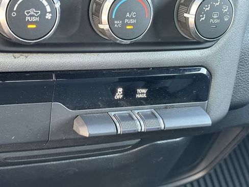Used 2021 RAM 1500 Big Horn AWD/4WD image 20