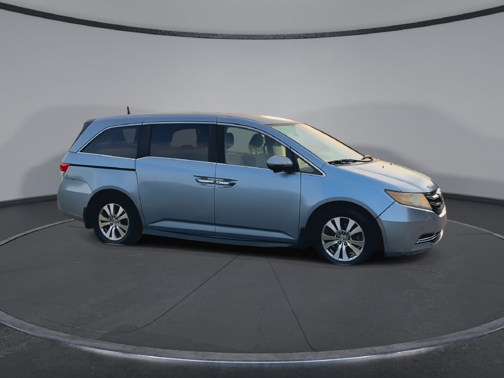 Used 2014 Honda Odyssey EX image 2