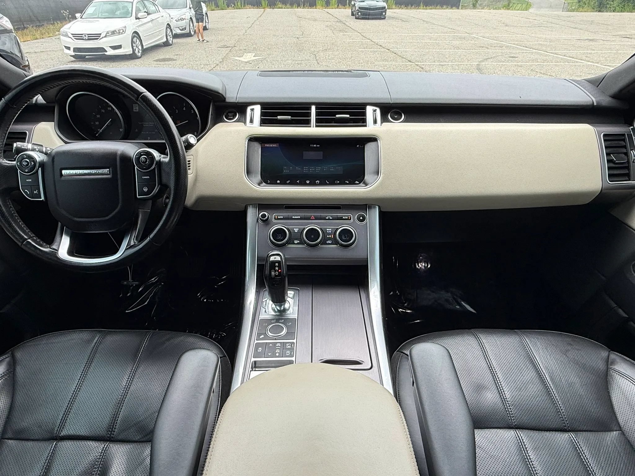 Used 2017 Land Rover Range Rover Sport HSE AWD/4WD image 3