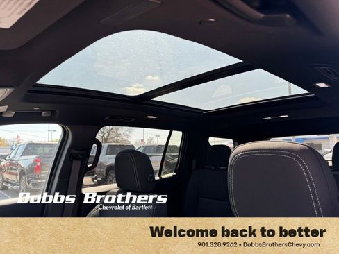 New 2026 Chevrolet Traverse LT w/ Sun and Wheel Package FWD image 31