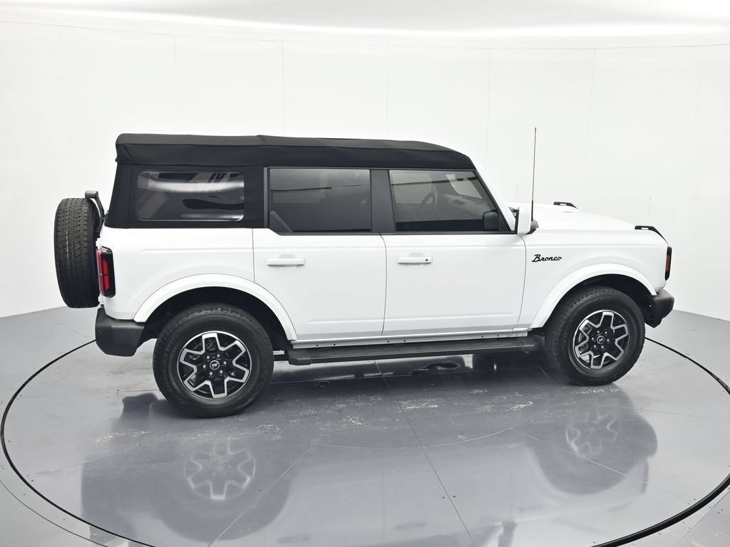 Certified 2024 Ford Bronco Outer Banks AWD/4WD image 32