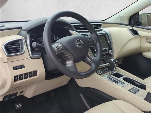 Used 2024 Nissan Murano SL image 9