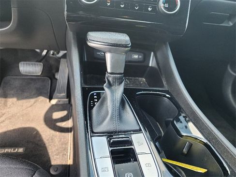 Used 2022 Hyundai Santa Cruz SEL image 21