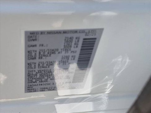 Certified 2025 Nissan Murano SV FWD image 24