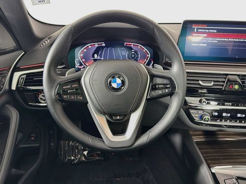 Used 2023 BMW 530i xDrive w/ Premium Package AWD/4WD image 11